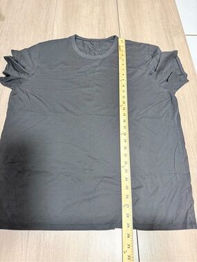 lululemon athletica Women's Crew Tee - Black